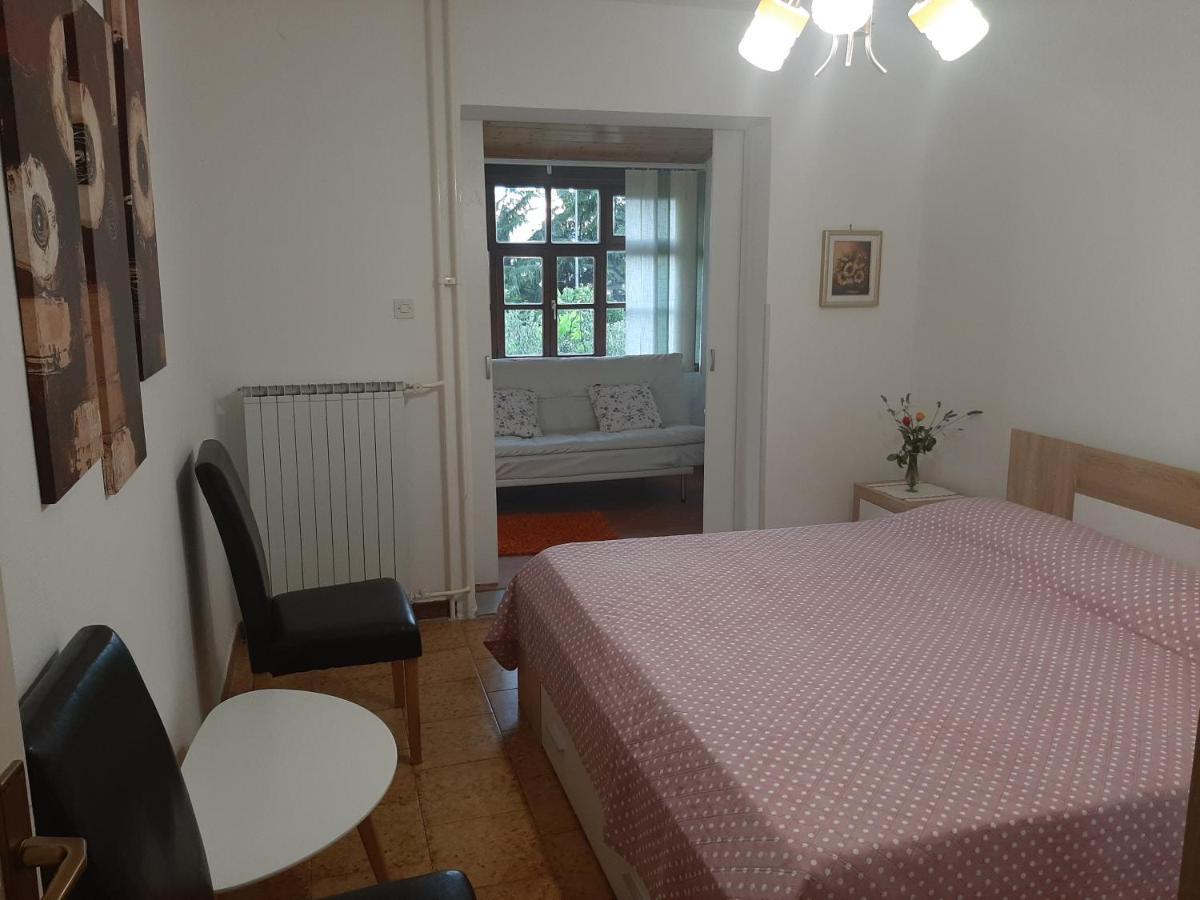 Clara 2 Appartement Poreč Buitenkant foto